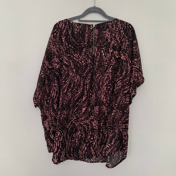 NEW Maurices short sleeve flowy lightweight back zipper detail pullover blouse - Picture 7 of 11